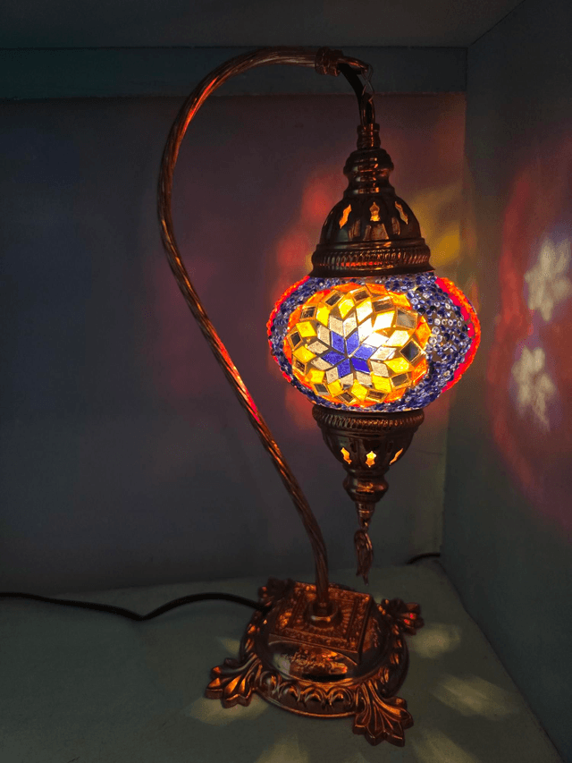 Medium Mosaic Swanneck Table Lamp
