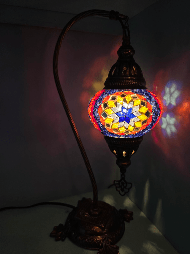 Medium Mosaic Swanneck Table Lamp