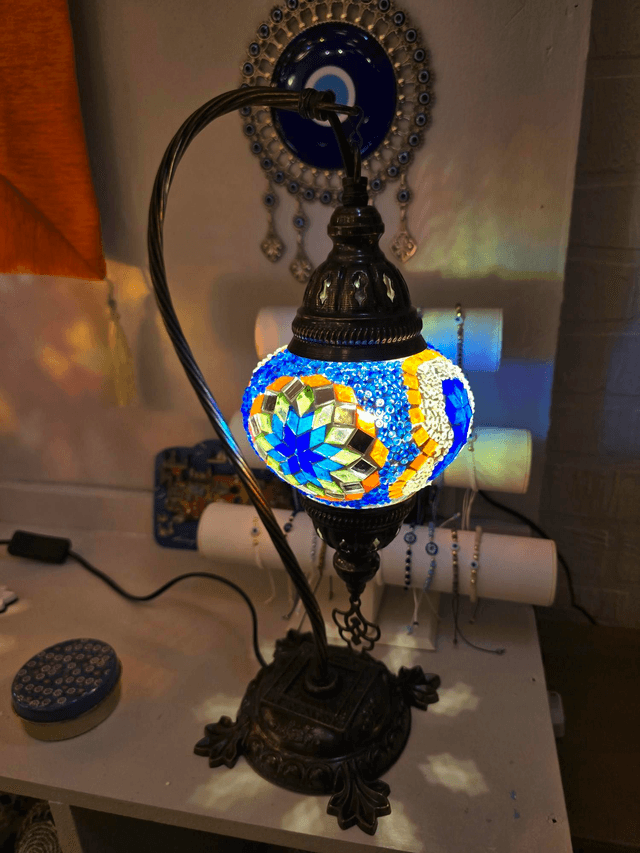 Medium Mosaic Swanneck Table Lamp