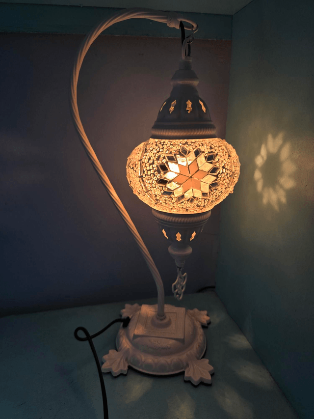 Medium Mosaic Swanneck Table Lamp 
