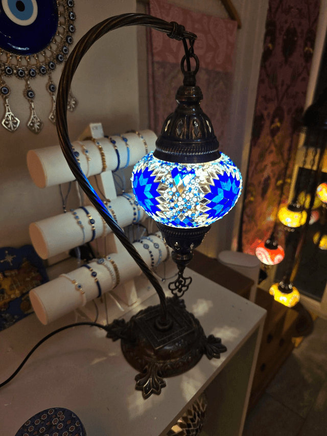 Medium Mosaic Swanneck Table Lamp