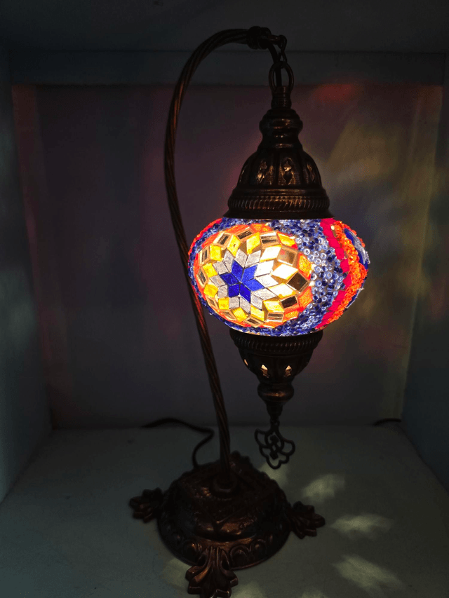 Medium Mosaic Swanneck Table Lamp