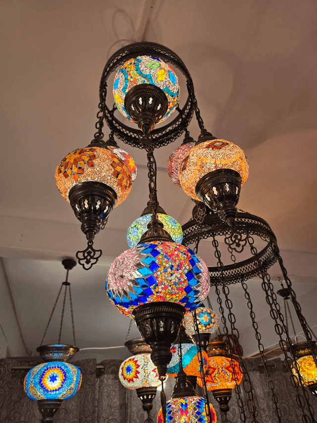 Mosaic Chandeliers in 7 Medium Shades